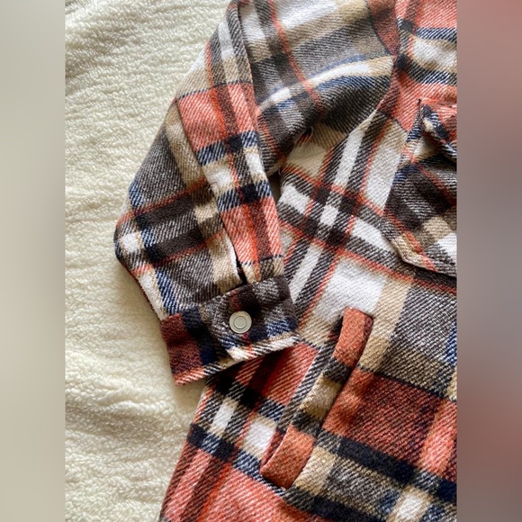 Plaid fall button down top - Picture 4 of 5